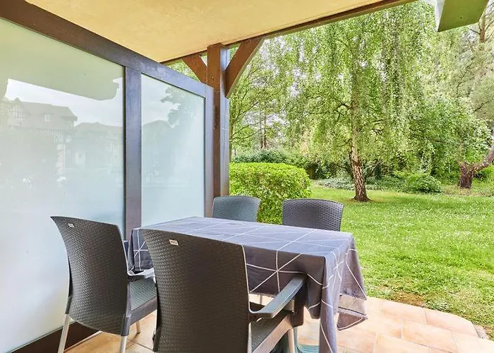 Apartment 2 Pieces, Rez De Jardin Et Terrasse Deauville