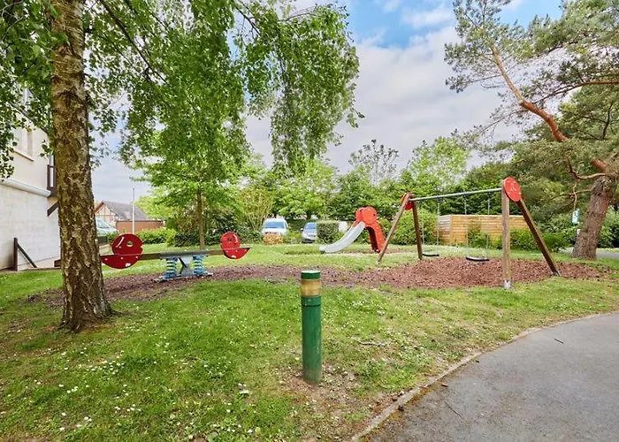 2 Pieces, Rez De Jardin Et Terrasse Apartment Deauville