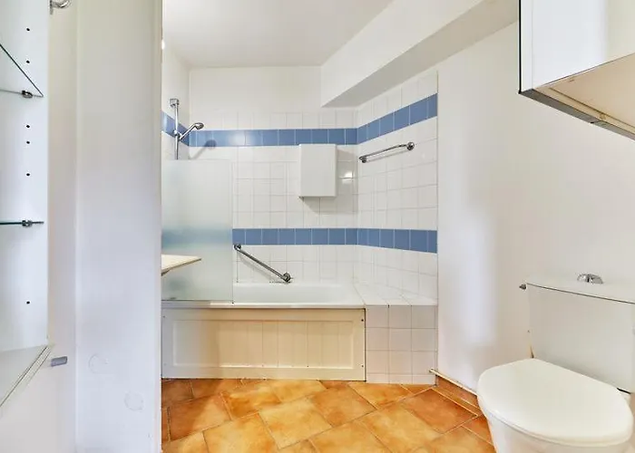 Apartment 2 Pieces, Rez De Jardin Et Terrasse *