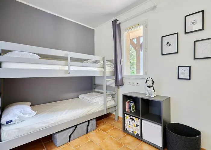 Apartment 2 Pieces, Rez De Jardin Et Terrasse *