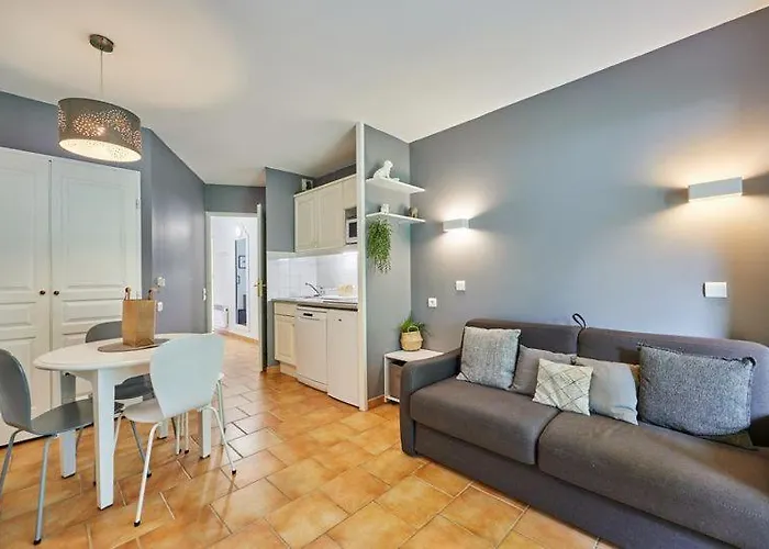 2 Pieces, Rez De Jardin Et Terrasse *